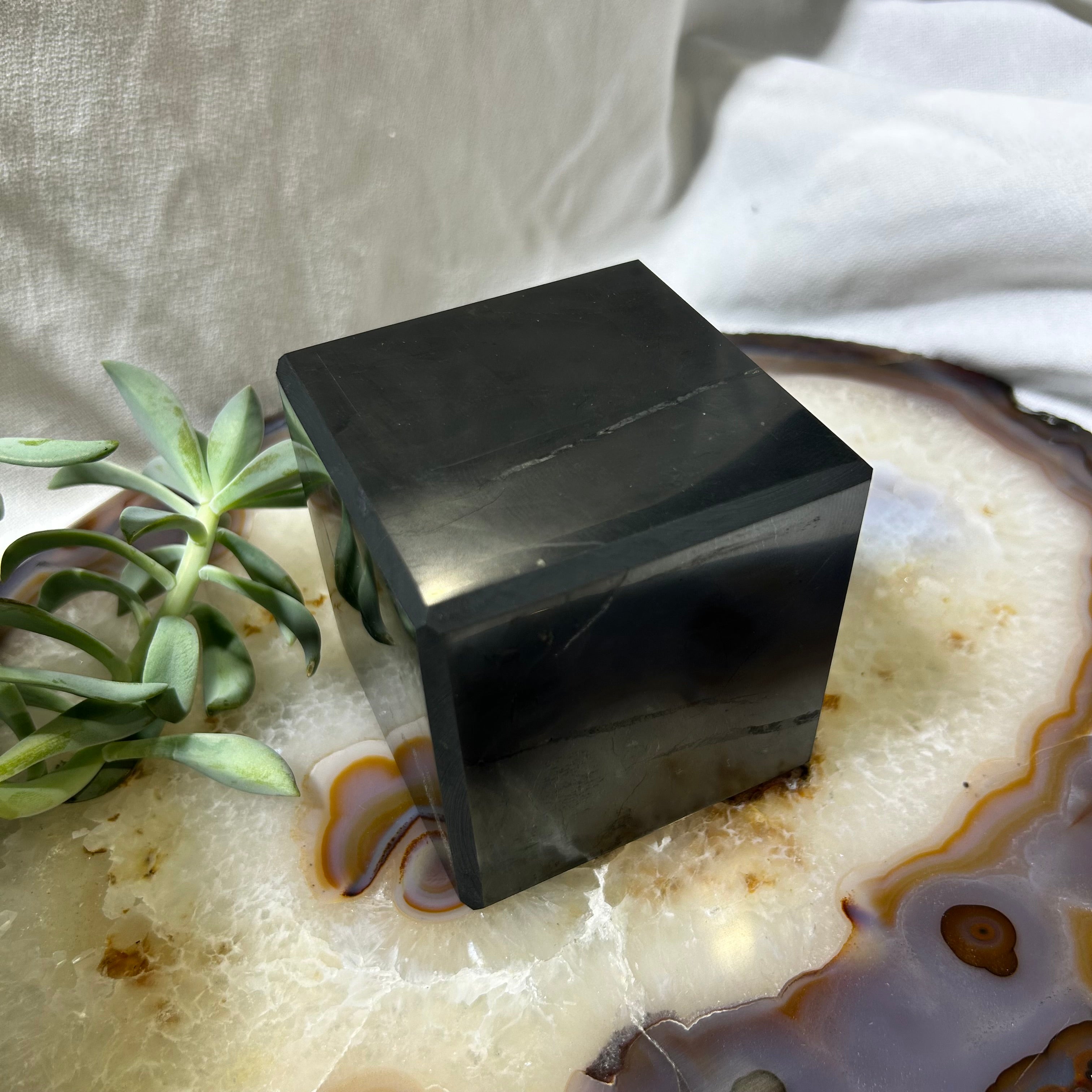 Shungite Cube 8cm
