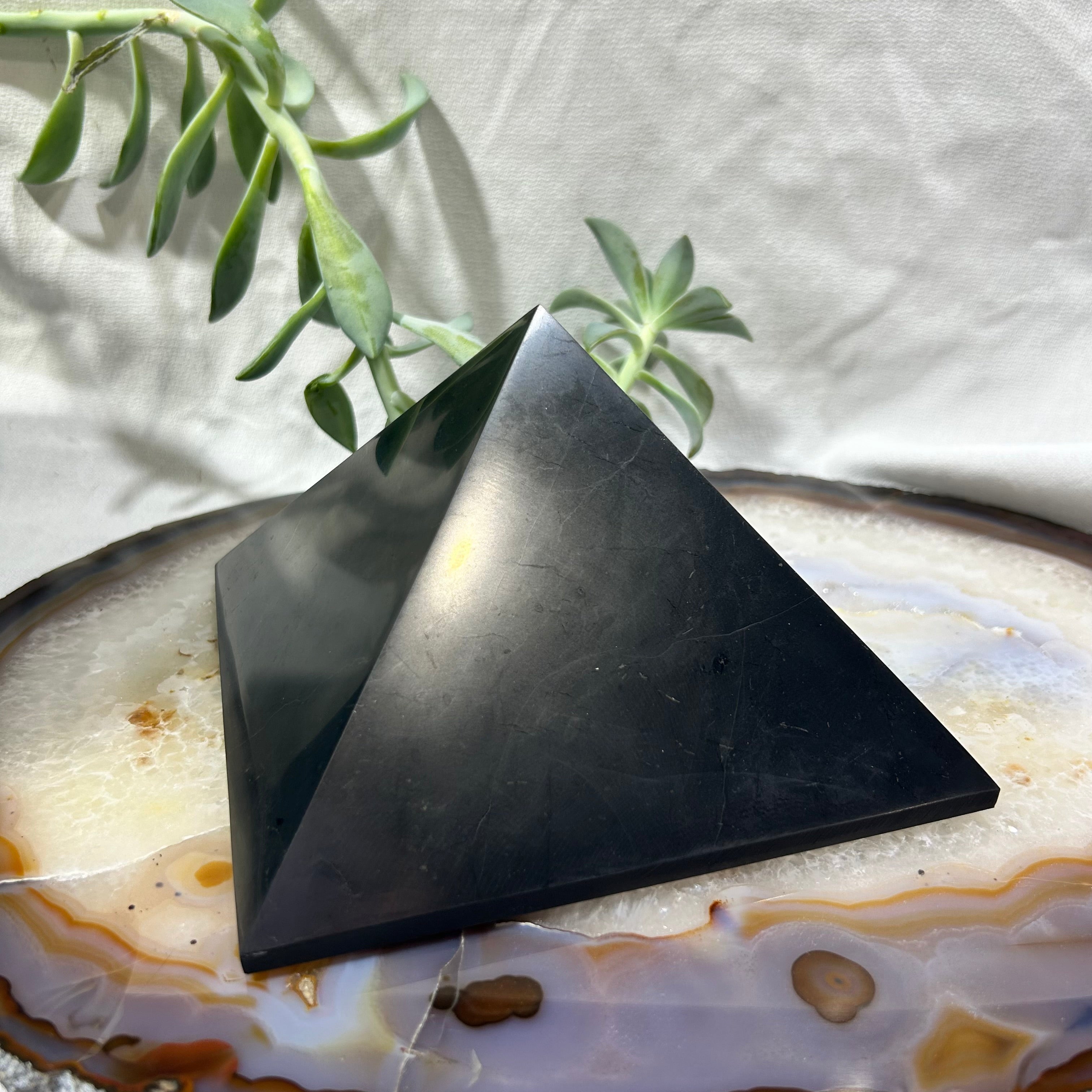 Shungite Pyramid 15cm