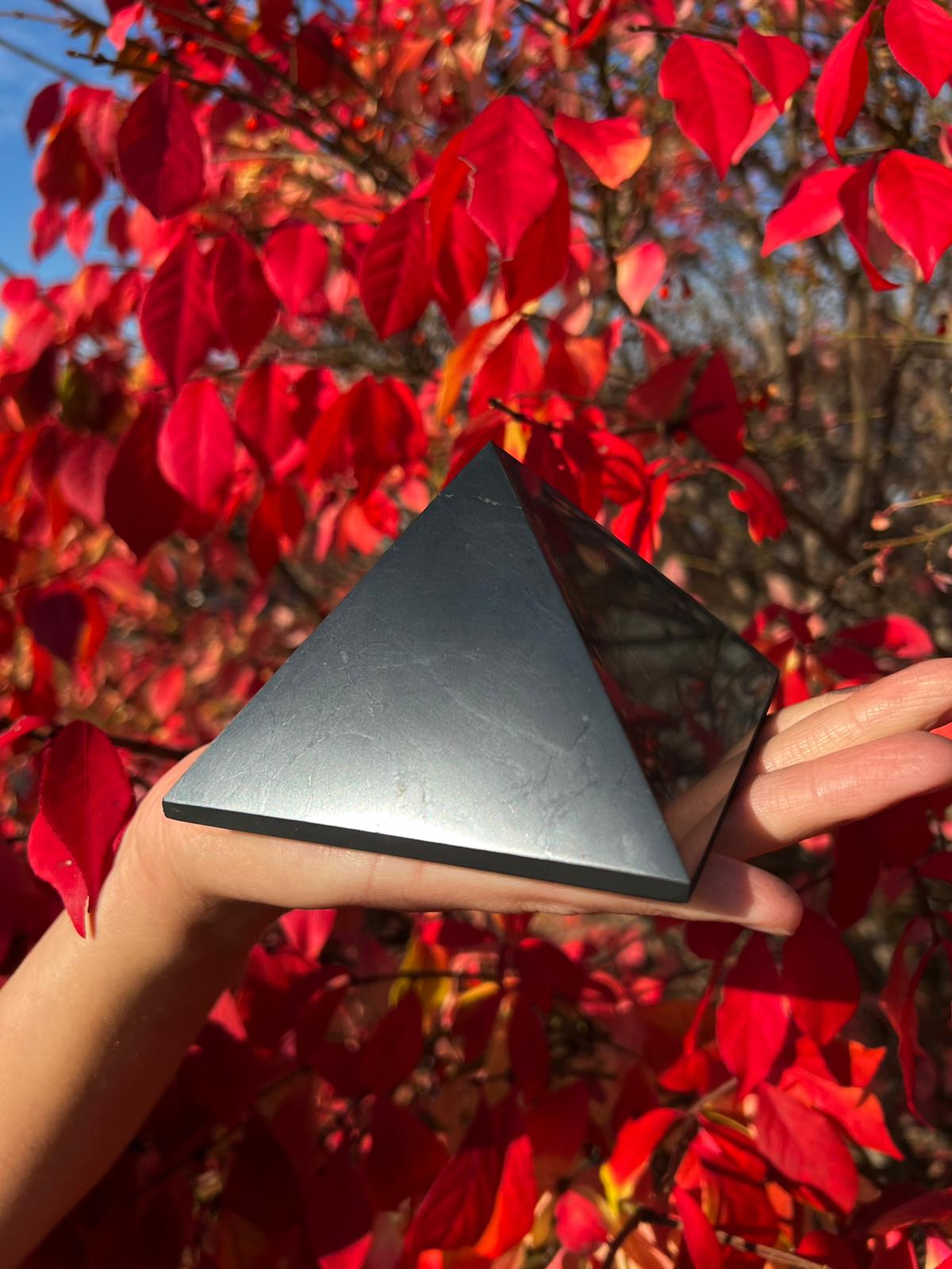 Shungite Pyramid 10cm