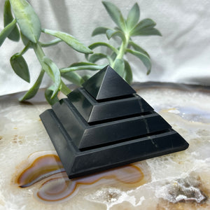 Shungite Sakara Pyramid 8cm
